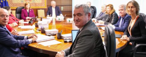 El TC aparta de la amnistía a un magistrado incómodo pese a ser recusado fuera de plazo