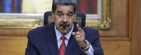 Trump, Maduro y el petróleo del absurdo