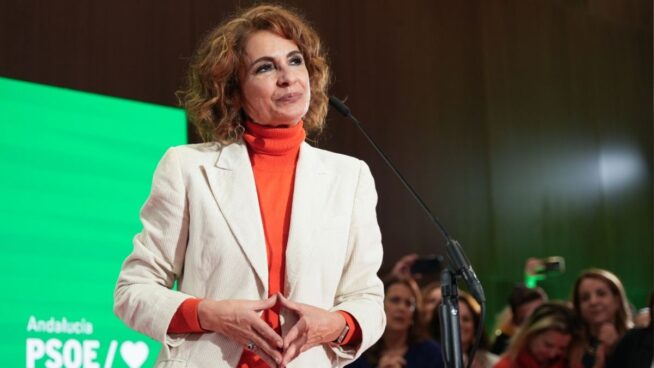 Montero: «Es un orgullo que me relacionen con Chaves o Griñán, han modernizado Andalucía»