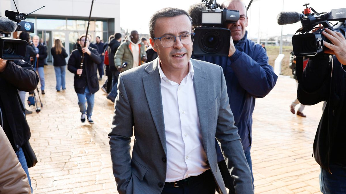 Gallardo se desmarca de la contratación de David Sánchez: «Me decanté por Susana Díaz»