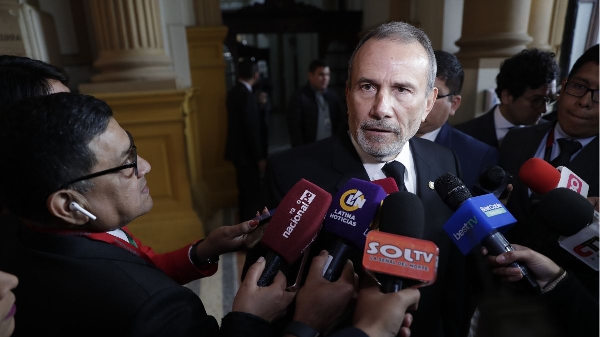 Perú asegura a sus ciudadanos deportados por EEUU que «van a tener todas las facilidades»