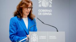 Mónica García recula sobre la recuperación de las guardias al reducirlas de 24 a 17 horas