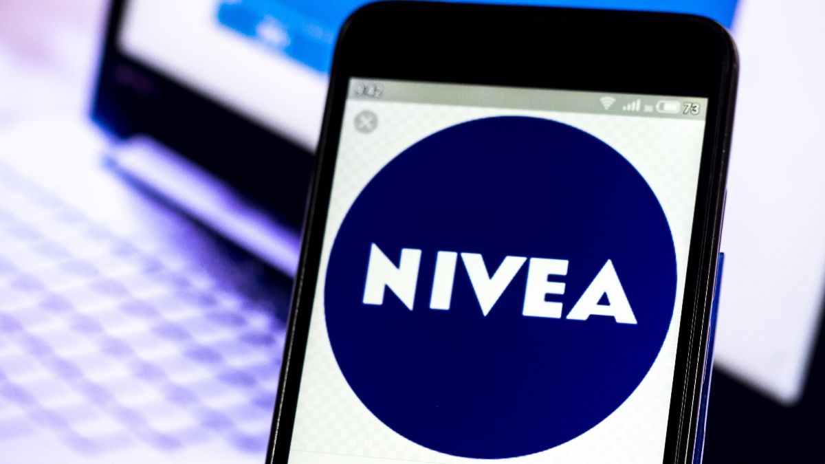 La revancha de Nivea contra L’Oreal España: cuatro reclamaciones por publicidad engañosa