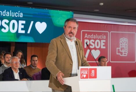 Espadas renuncia a volver a liderar el PSOE andaluz y deja vía libre a Montero