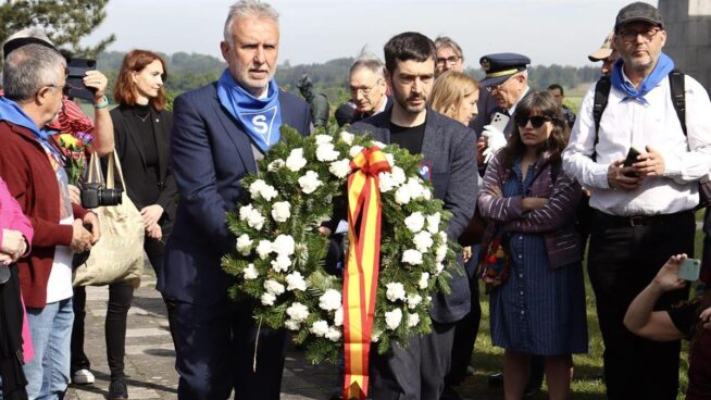 Torres irá con los Reyes a Auschwitz para unir los 80 años de la liberación con el 'año Franco'