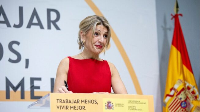 Cuerpo y Díaz pactan tramitar con urgencia la reducción de la jornada laboral y sin cambios