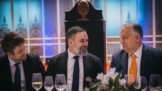 El Teatro Real canceló por su cuenta una cena de Vox con sus aliados a tres días del evento