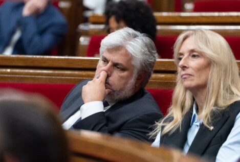La 'número dos' de Puigdemont comparte una publicación falsa contra Israel y luego la borra