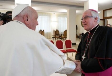 El arzobispo de Sevilla asume que el Papa pueda renunciar por su estado de salud