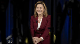 María Dolores de Cospedal: «Dan miedo y tristeza los ataques a la Justicia y a la libertad»