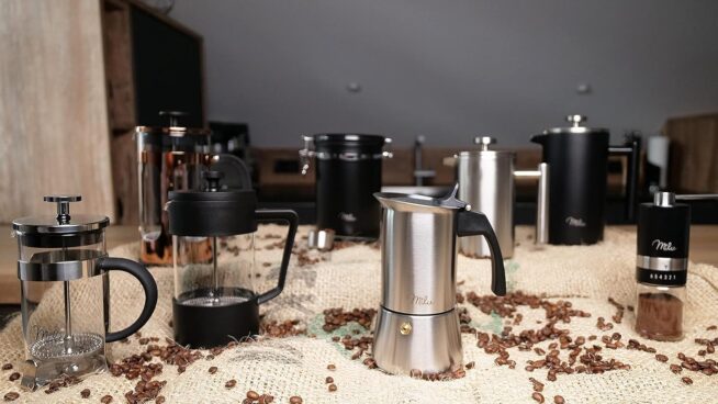 Descubre el sabor puro del café con una cafetera de prensa francesa
