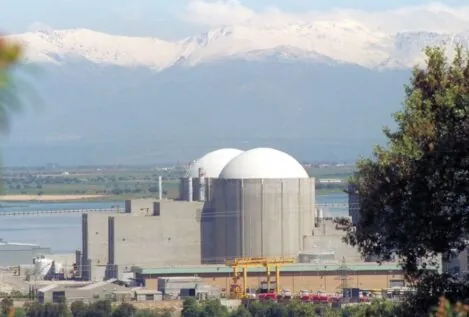 España emite más CO2 que Francia aunque legisla seis veces más sobre medio ambiente