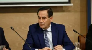 José Bono pide al PSOE que apoye a Sánchez: «Es un hombre honrado y un político honesto»