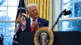 Trump anuncia una orden ejecutiva contra las pajitas de papel: «Vuelta al plástico»