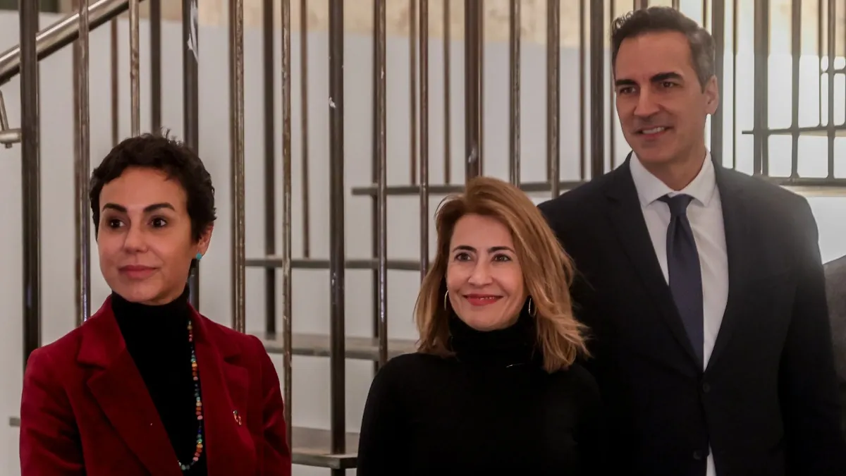 Cultura paga 3.000 euros a un amigo de Sánchez por un contrato a un cargo del PSOE