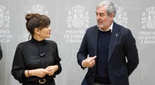 El Gobierno y Canarias pactan los criterios para la distribución de 4.500 menas