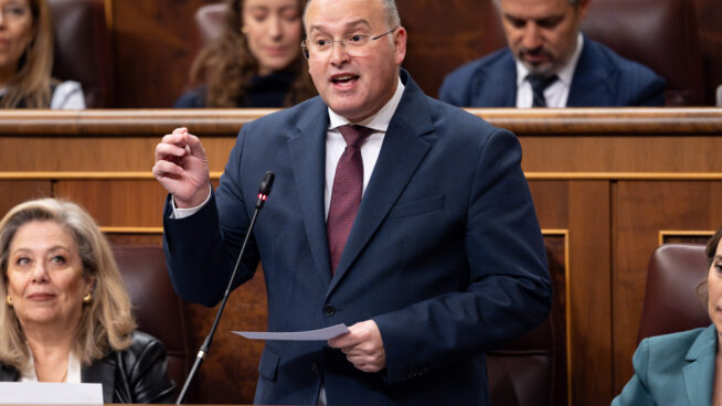 El PP pide amparo a Armengol por la huida de ministros del control y «burlarse» del Congreso