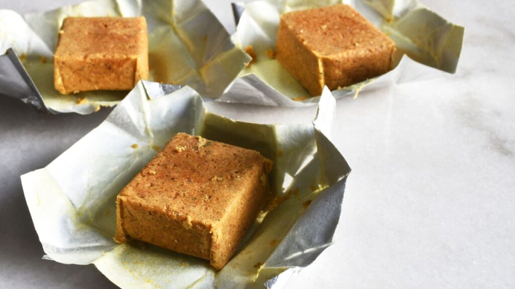 Pastillas de caldo de supermercado: (Canva)