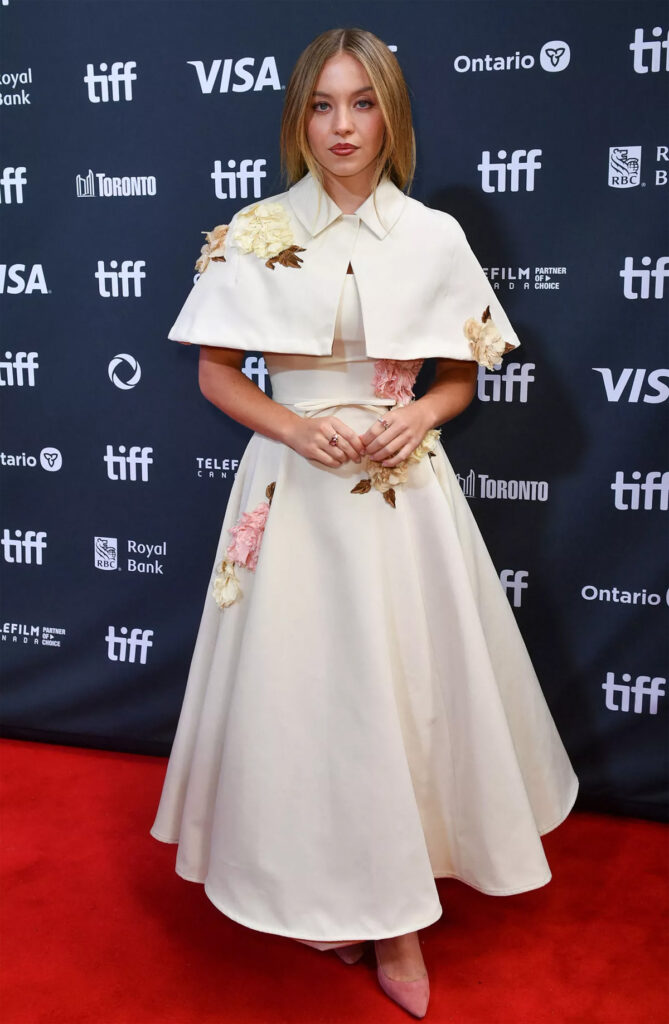 La actriz Sydney Sweeney en el Festival de cine de Toronto. (Fuente: Instagram)