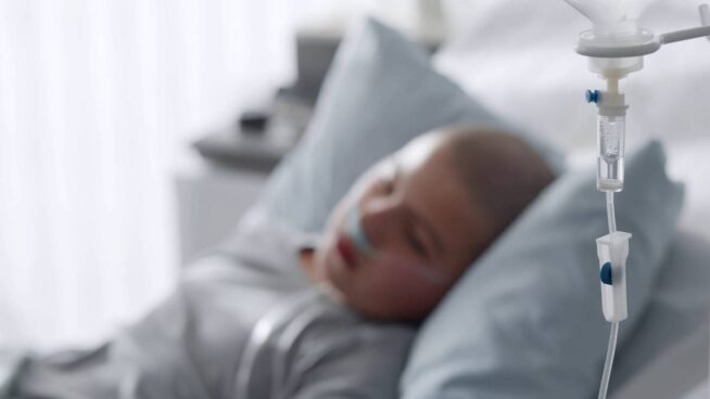 Una paciente con cáncer lleva 18 años en remisión gracias a una terapia con CAR-T