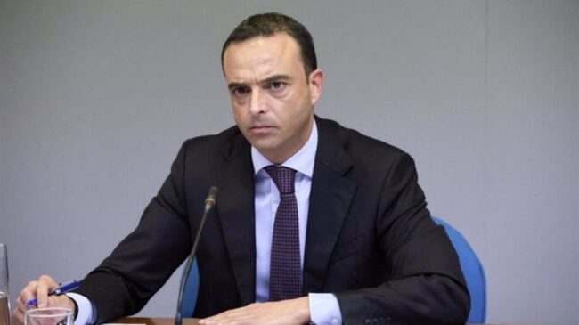 Illa rescata al 'fontanero' de Moncloa que ordenó fichar a la asesora de Begoña Gómez