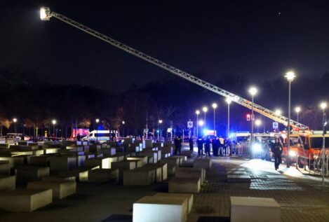 Detienen al presunto autor del ataque a un español en el memorial del Holocausto en Berlín