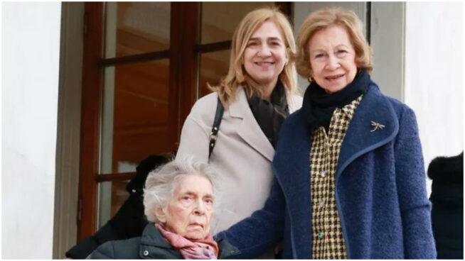 Las sonadas ausencias en la boda de Nicolás de Grecia: el 'no' de los Reyes y la infanta Elena