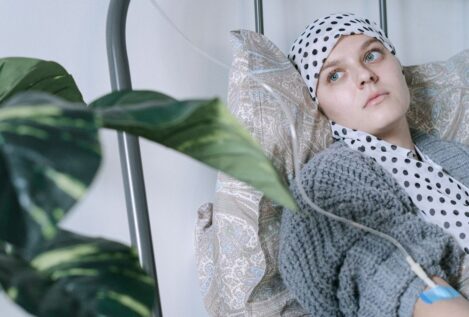 Los pacientes de cáncer que sobreviven los cinco primeros años, suelen vivir una década más