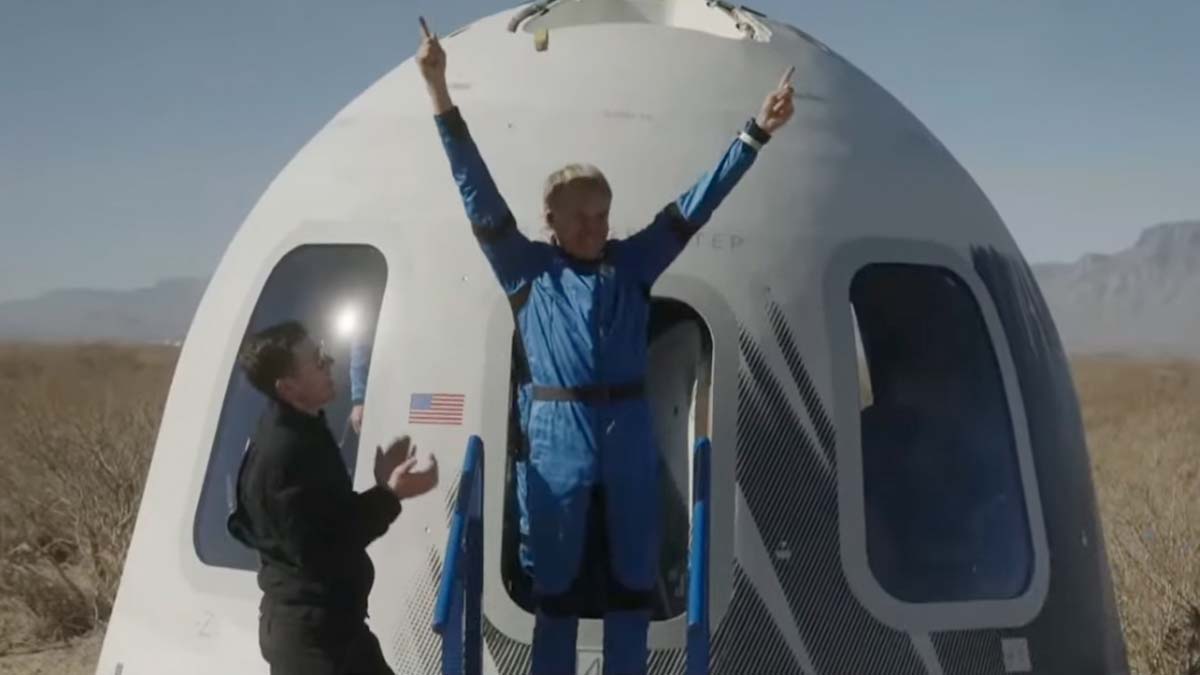 Jesús Calleja completa su vuelo con éxito y se convierte en el tercer español en ir al espacio