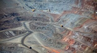 Donald Trump ofrece financiación a Ucrania a cambio de 'tierras raras' con minerales