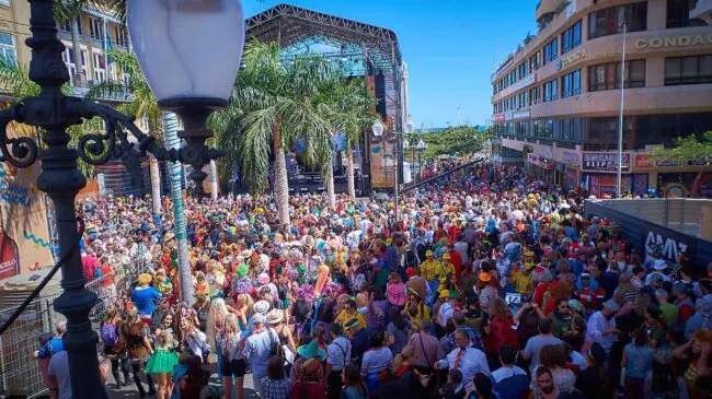 Lío entre la Guardia Civil y la Policía por la seguridad del carnaval en el puerto de Tenerife