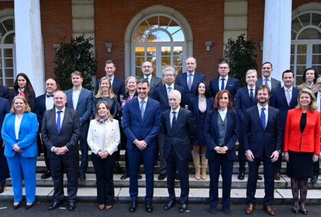 La industria farmacéutica invertirá 9.000 millones de euros en España