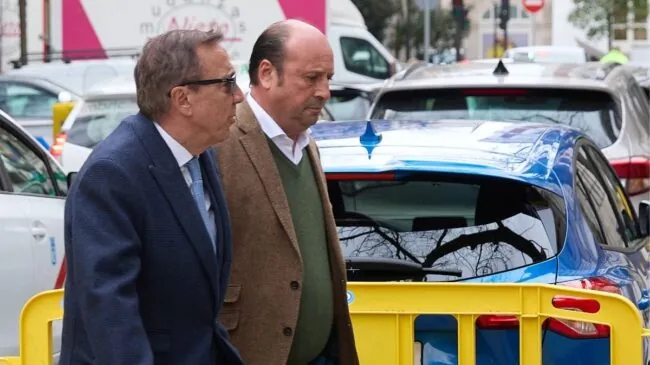 Pedraz propone juzgar a Rivas y a un capitán de la Guardia Civil por el caso de hidrocarburos