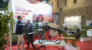 La dualidad del campo español: líder en 'agrotech' mientras los agricultores agonizan