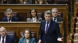 Feijóo responde a Sánchez sobre la subida del SMI