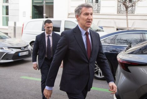 Feijóo dice que Sánchez viaja a Kiev «por figurar»: «No tiene nada: ni unidad ni apoyos»