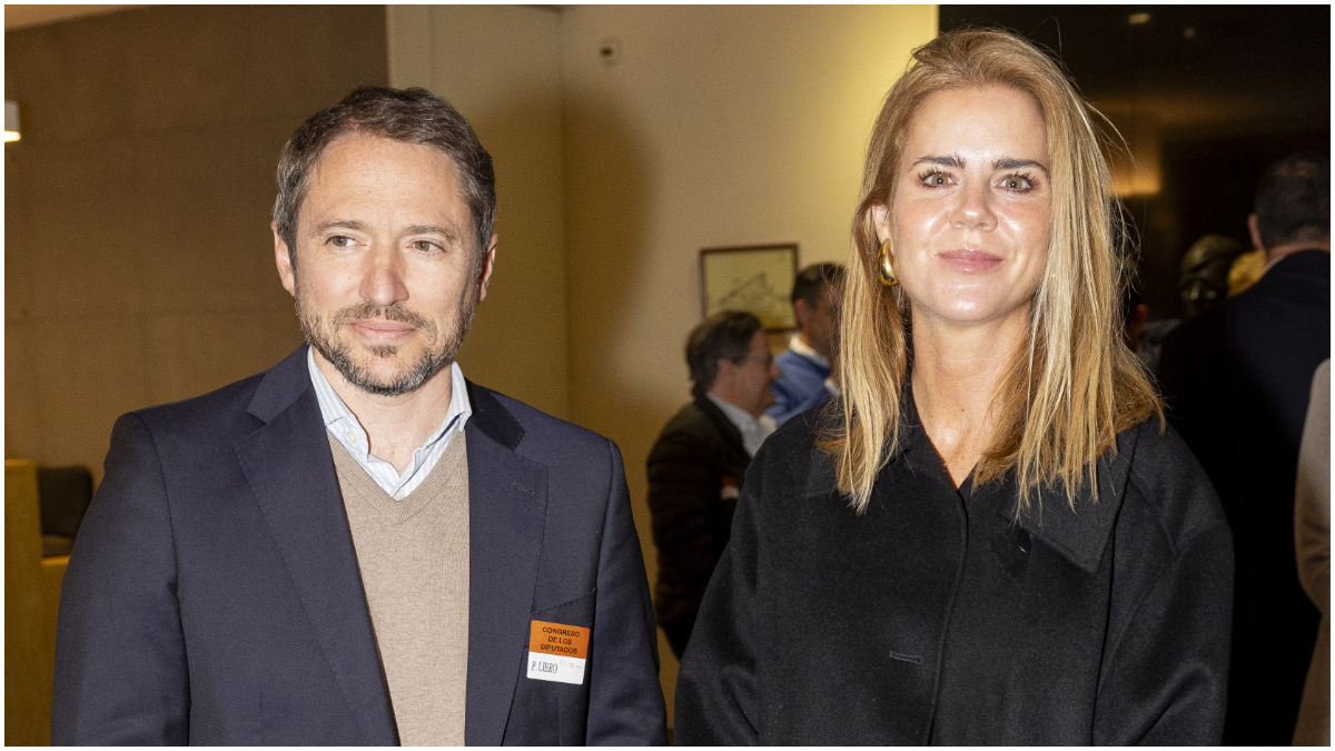 La razón por la que Manuel Martos y Amelia Bono no han firmado su divorcio tras separarse