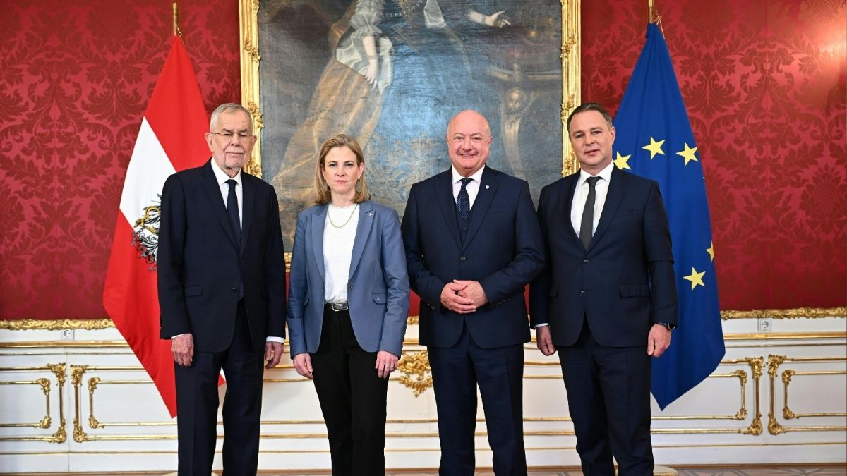 Austria tendrá un Gobierno tripartito europeísta que deja fuera a la derecha radical