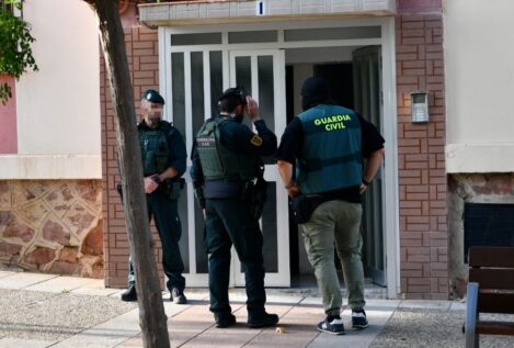 La asociación mayoritaria de guardias civiles reclama usar armas largas contra el narco