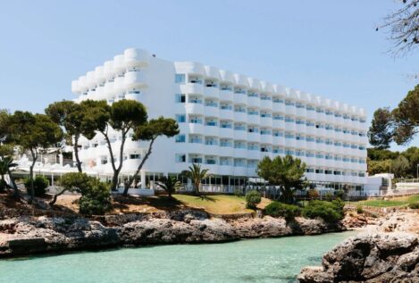 Blackstone estudia la salida a Bolsa de la hotelera española HIP