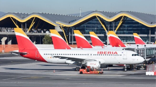Iberia reconvertirá a mecánicos de coches para atender sus aviones en un curso remunerado