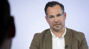 El fiscal Stampa denuncia que Sánchez pidió «limpiar sin límite» tras la imputación de su mujer