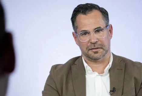 El fiscal Stampa denuncia que Sánchez pidió «limpiar sin límite» tras la imputación de su mujer