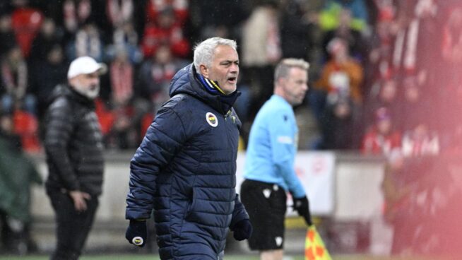 El Galatasaray denunciará a Mourinho ante la Fiscalía turca por «declaraciones racistas»