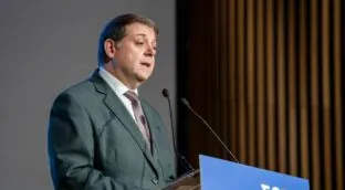 El exjefe de gabinete de Sánchez ficha por una empresa privada de hidrógeno verde 