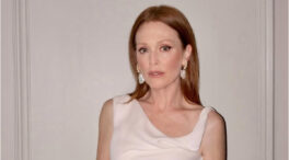 Los amores de Julianne Moore más allá del cine: una gran familia, libros infantiles y dos hijos
