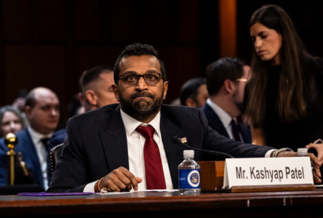 El Senado de EEUU aprueba a Kash Patel, uno de los más fieles a Trump, como director del FBI