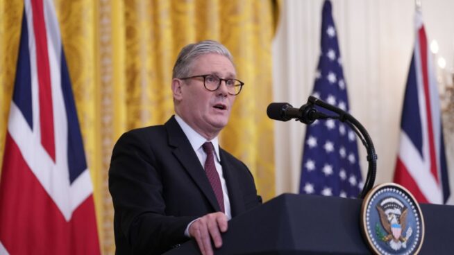 Starmer defiende el comercio «libre y abierto» durante una llamada con Trump