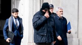 Koldo entrega 21 informes para demostrar que su letra es irreconocible tras operarse el brazo