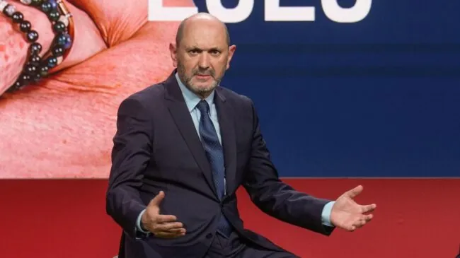 Louzán avisa al Gobierno de España: «Debe empezar a implicarse en el Mundial 2030»